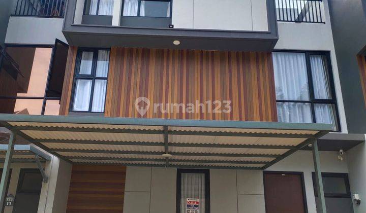 Dijual Rumah Bagus 3 Lantai Di Kota Wisata Cibubur Harga Nego 2