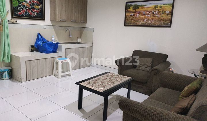 Disewakan Rumah 2 Lantai Semi Furnished di Legenda Wisata Cibubur 2
