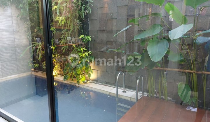 House on Jl. MPR III Dalamcipete, South Jakarta