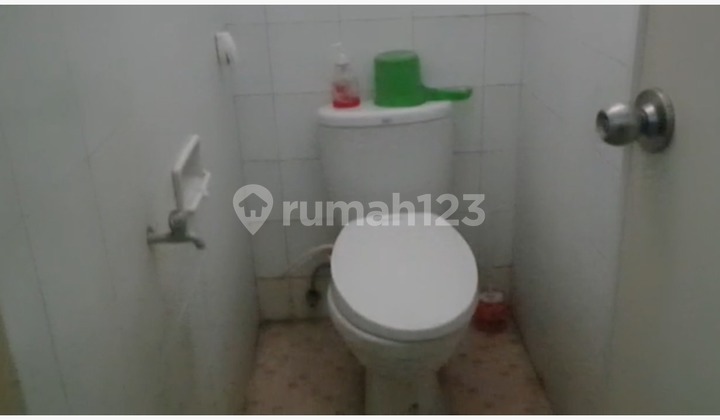 Disewakan Ruko di Sentra Onderdil 2 Harapan Indah Bekasi 4