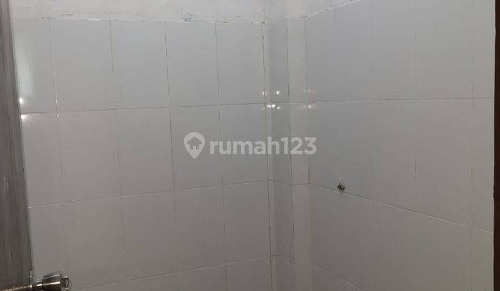 Dijual Ruko Sudah Renov , Lokasi Ramai, Cocok Untuk Kantor,klinik,bimbel di Taman Galaxy Bekasi 7