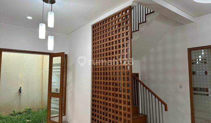 Avaible Galerry House For Rent di Kemang, Jakarta Selatan 3