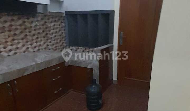 Disewakan Rumah Semi Furnish di Kemang Pratama Bekasi 13