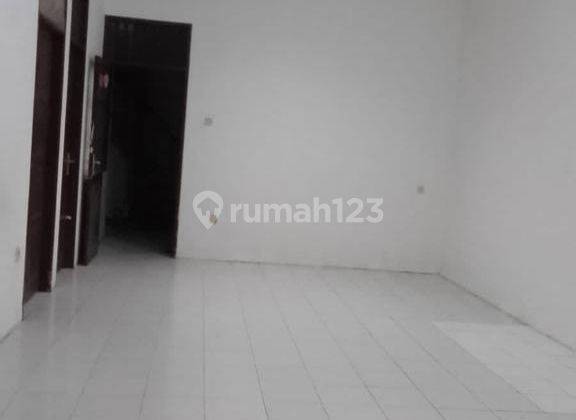 Disewakan Rumah di Kemang Pratama 2 Bekasi 3