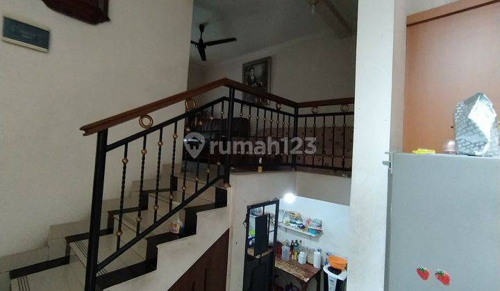 Di Jual Murah Rumah 2 Lantai Rapi Siap Huni, di Billymoon Jakarta Timur 2