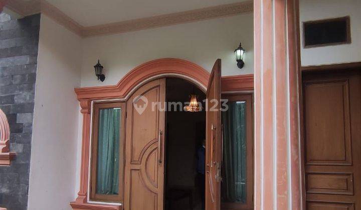 Disewakan Rumah di Kemang Pratama 3 Bekasi 2