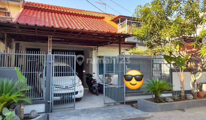 Dijual Rumah di Bulevard Hijau  Harapan Indah Bekasi 1