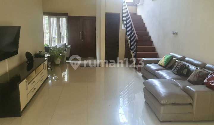 Dijual Rumah 2 Lantai di Kemang Pratama 1 Bekasi 2