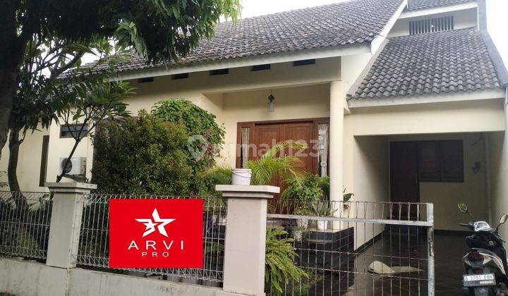 Dijual Rumah Bagus Dan Nyaman Di Kemang Pratama Bekasi 1