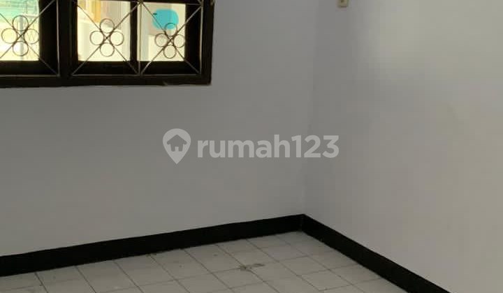 Rumah 1 ½ Lantai Di Taman Buaran Indah Cakung Jakarta Timur Rumah 1 ½ Lantai Di Taman Buaran Indah Cakung Jakarta Timur