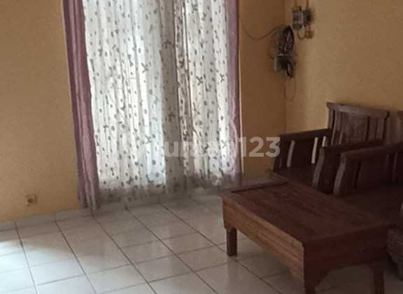 Disewakan Rumah di Belakang Mall Pakuwon Bekasi 2