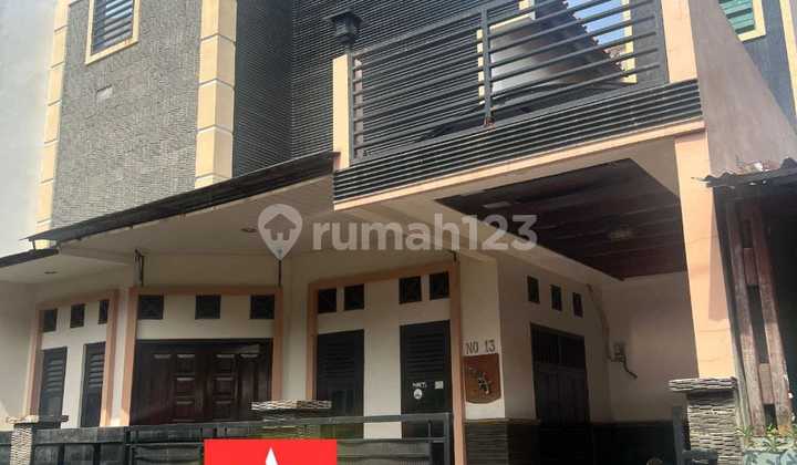 Dijual Rumah 2 Di Komplek Taman Kota Bekasi