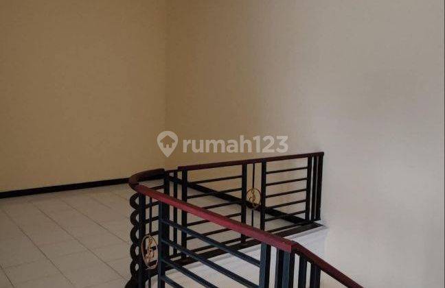 Disewakan Rumah Bagus 2 Lantai Di Rawalumbu Bekasi 2