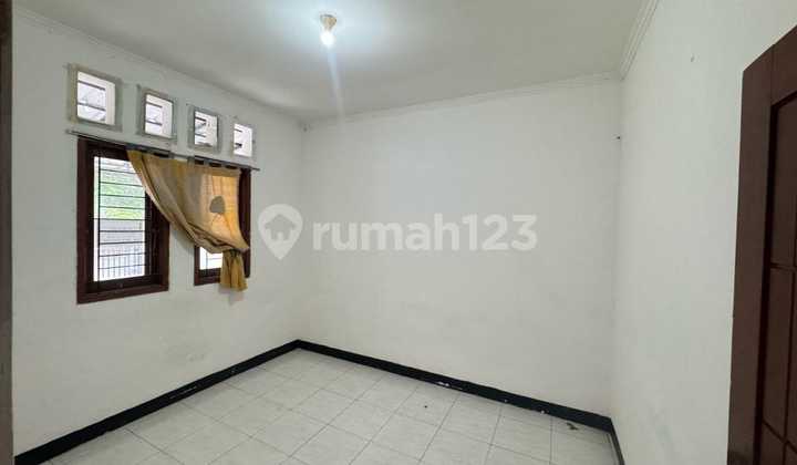 Disewakan Rumah Bagus Di Harapan Indah Bekasi 2