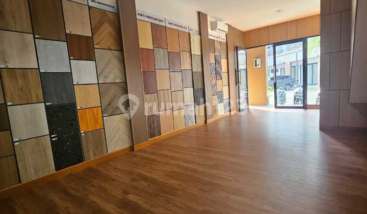 Ready-to-Occupy Shop House Fully Furnished 2 Floors in Modernland