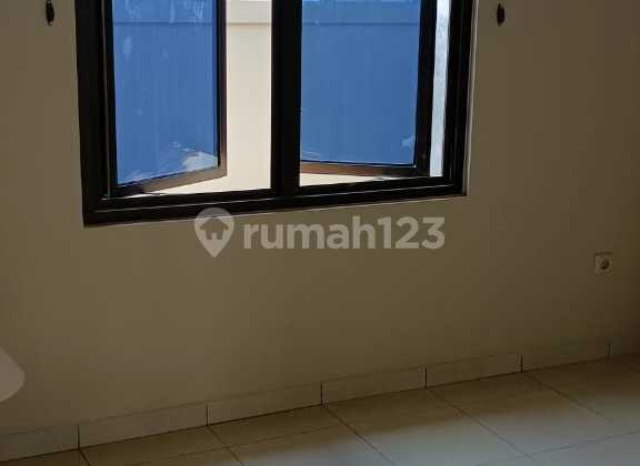 Rumah bagus di pasadena modernland tangerang Rumah bagus di pasadena modernland tangerang