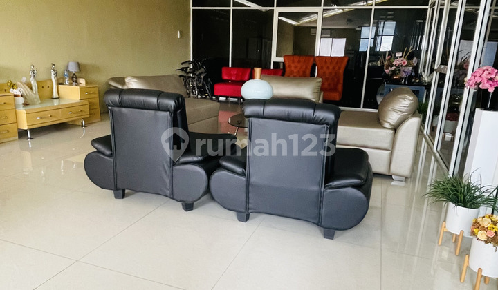 Gudang Siap Huni 2 Lantai di Cipondoh