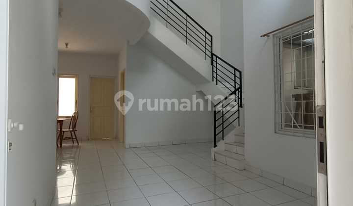 For Rent New Jasmine Gading Serpong House Near Pahoa & Tunas Bangsa Schools - 3+1 Bedroom