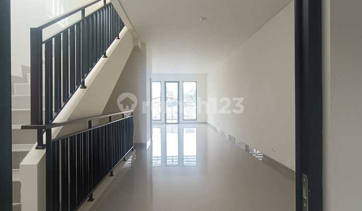 For Rent: The Hudson 3-Story Shop House, Double Facade, Facing Two-Way Main Road