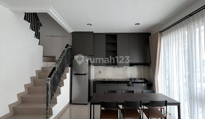Disewa Rumah Pik 2 Uk 8x10 Full Furnish 2 lantai Brand New 1