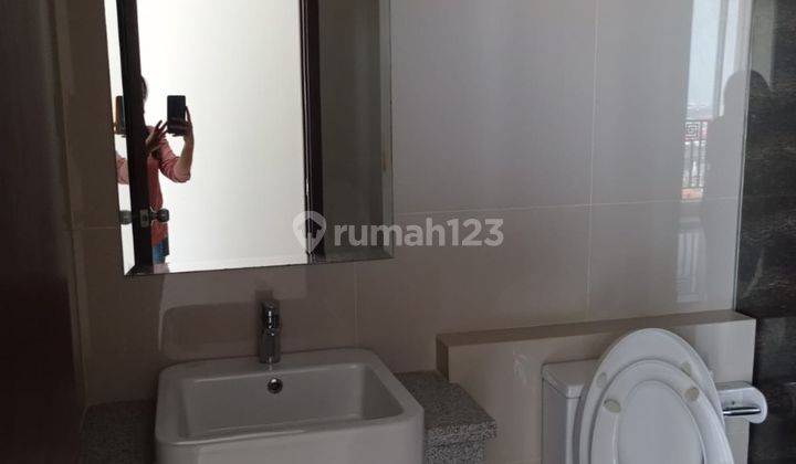 Dijual Apartemen Lucky Residence 3 BR Unfurnished 19