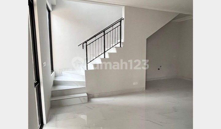 Rent House PIK 2 Kuningan Village Size 8x15 Brand New 2 Floors