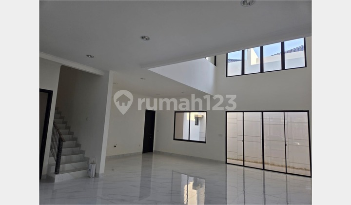 Exclusive Pasir Putih PIK 2 House for Rent, Size 10x20, Brand New Exclusive Pasir Putih PIK 2 House for Rent, Size 10x20, Brand New