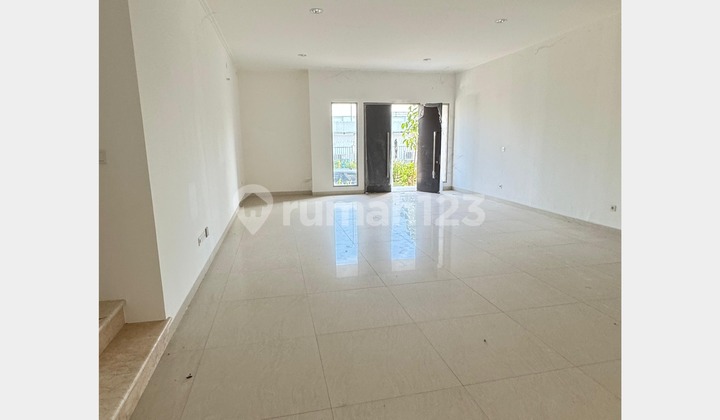 Quick Sale: Symphony Golf Island Cluster in PIK, size 10x20, 2 floors 2