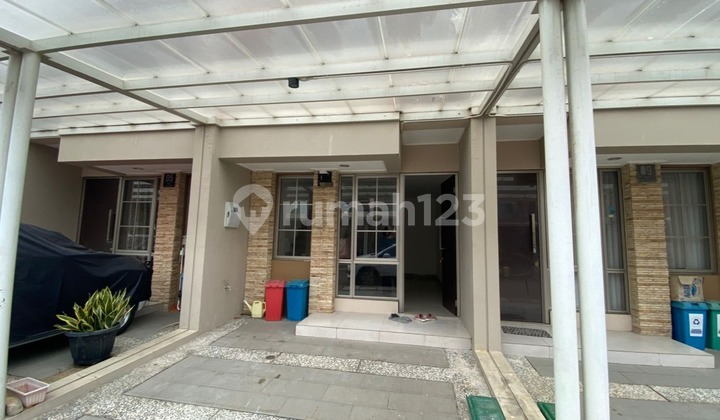 For Rent: PIK 2 House, Size 4x15, 2 Floors, Unfurnished, Ready Condition For Rent: PIK 2 House, Size 4x15, 2 Floors, Unfurnished, Ready Condition