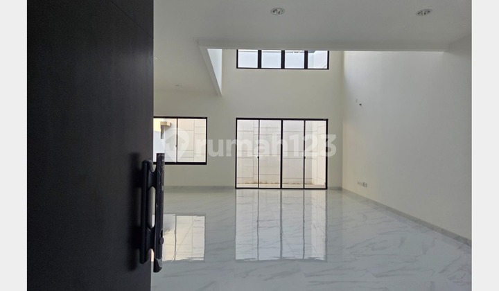 Disewa Rumah Eksklusif Villa Pasir Putih Pik 2 Uk 10X20 Brand New 2