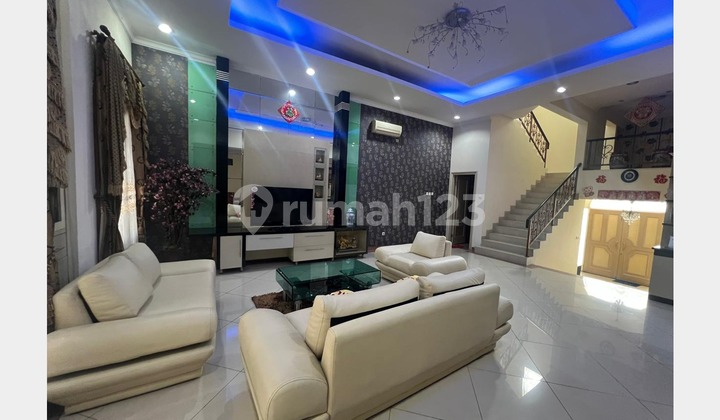 For Rent Classic Damar Golf PIK House, Size 10x23, Furnished, Ready to Occupy. 2