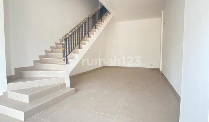 Cheap Rental Millennial Shop House PIK 2 Size 4.5X12 Cheap Rental Millennial Shop House PIK 2 Size 4.5X12