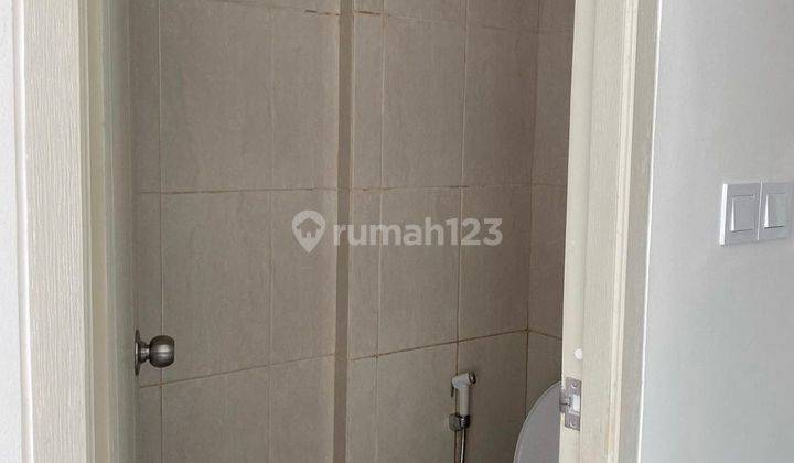 Sewa Murah Apartemen Osaka Riverview Pik 2 Semi Siap Huni 2