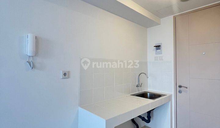 Sewa Murah Apartemen Tokyo Pik 2 Type Studio Kosongan 2