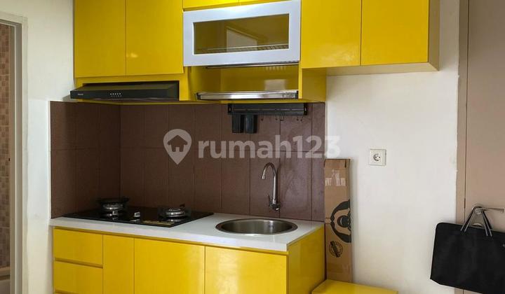 Disewakan Cepat Apartemen Tokyo Riverside Pik 2 Semi Furnish