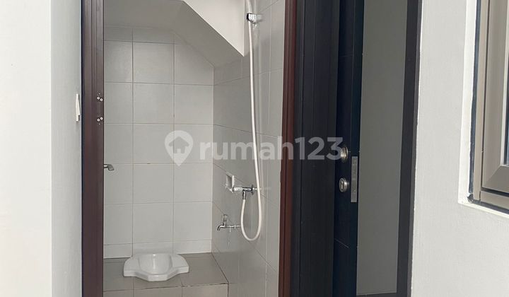 Disewakan Murah Rumah Pik 2 Uk 6X10 Kosongan 2