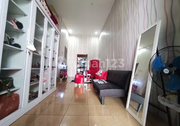 For Rent: Affordable 2-Story House in Setiabudi Area 2