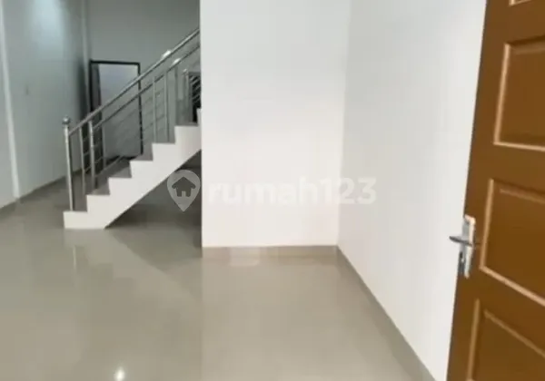 Disewakan Hunian dalam Komplek Samping Suzuya Marelan 2