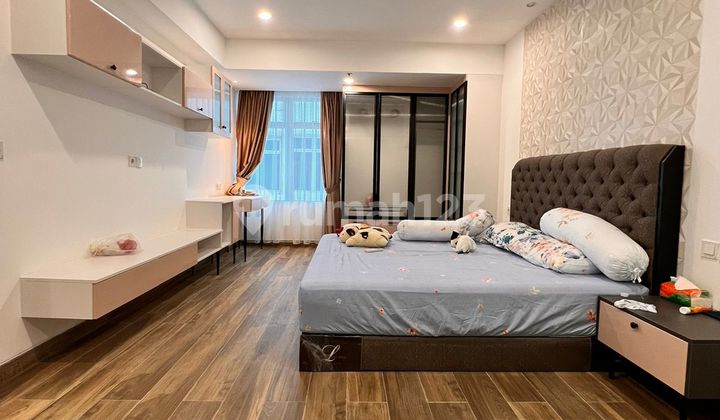 Affordable Semi-Furnished Manhattan Condominium Apartment in Medan Sunggal 2