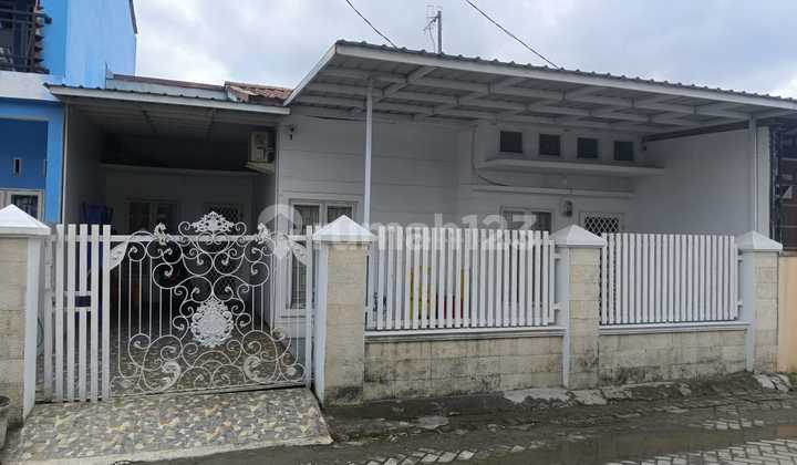 Rumah Dijual Medan Gatot Subroto Km 11.2 Kondisi Bagus SHM Rumah Dijual Medan Gatot Subroto Km 11.2 Kondisi Bagus SHM