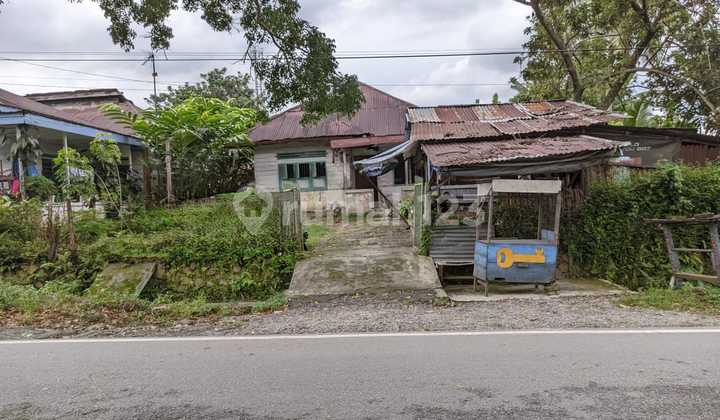 Dijual Tanah Dan Bangunan Yang Mempunyai Halaman Lebar 2