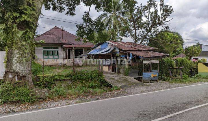 Dijual Tanah Dan Bangunan Yang Mempunyai Halaman Lebar 3