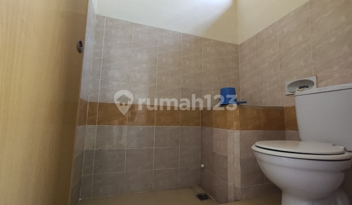 Dijual Rumah 1 Lantai Dalam Komplek Hadap Barat 7
