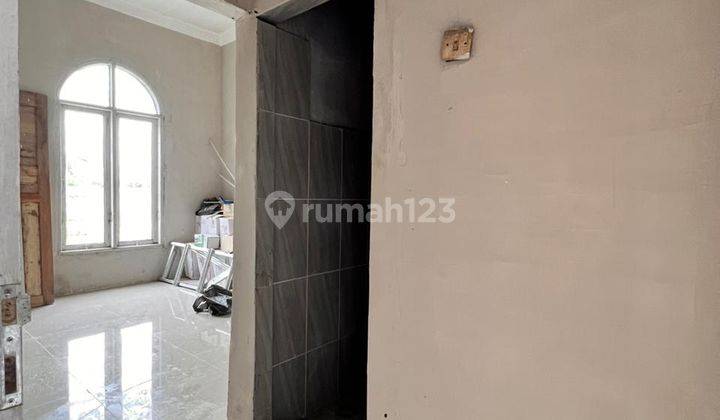 Dijual Rumah Daerah Padang Bulan Bagus  3 Lantai 4