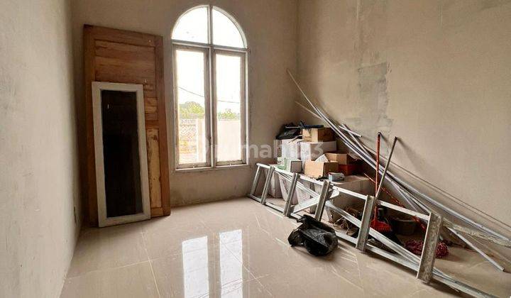 Dijual Rumah Daerah Padang Bulan Bagus  3 Lantai 10