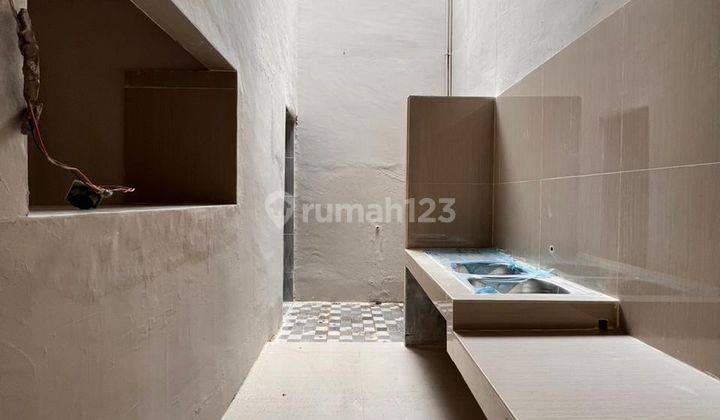 Dijual Rumah Daerah Padang Bulan Bagus  3 Lantai 11