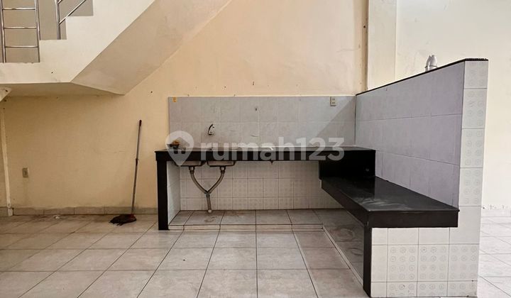 Disewakan Rumah Komplek Sikambing,Dekat Adam Malik 8