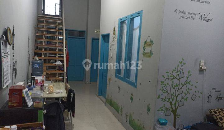 Dijual Rumah Dalam Komplek 1,5 Tingkat Semi Furnished 7
