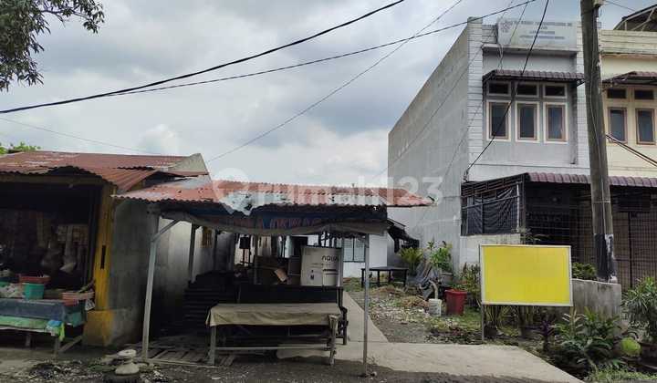 Dijual Tanah dan Bangunan Berada di Pinggir Jalan