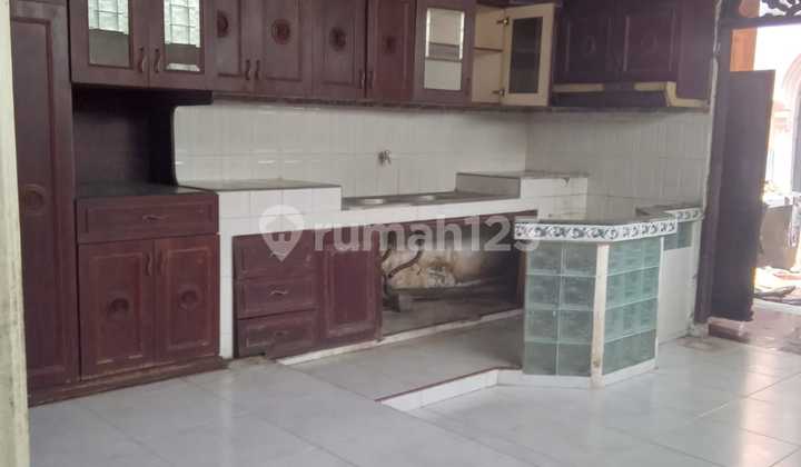Dijual Rumah 2 Lantai Berada Dalam Komplek 2